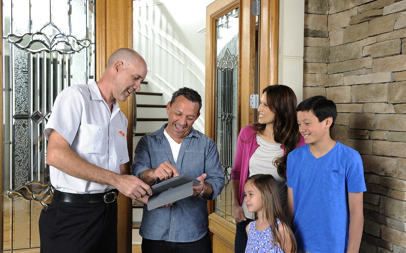 10 Questions to Ask Your Greensboro Movers Before Signing Any Contract